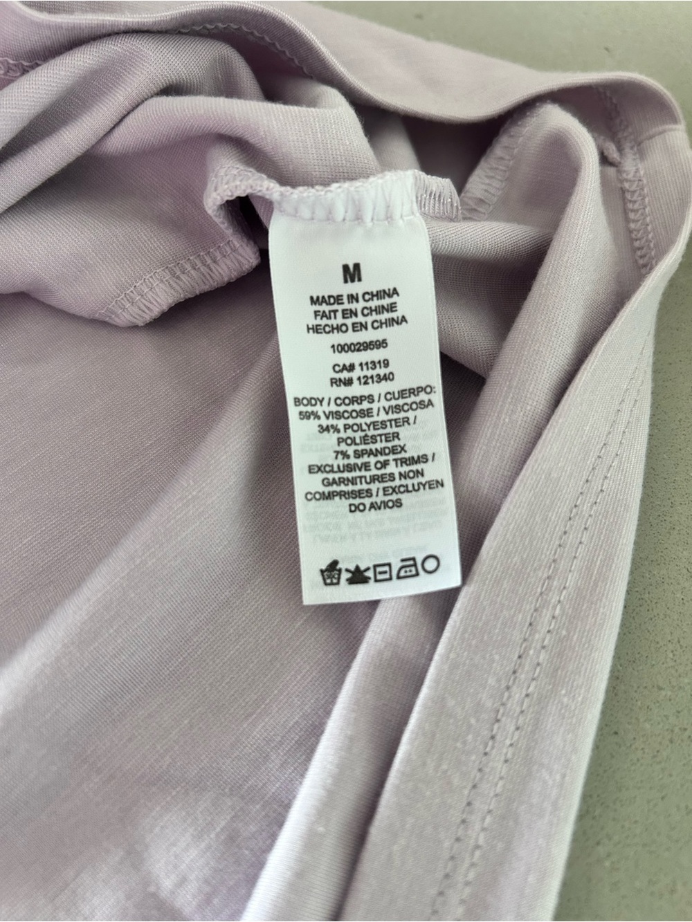 2 for 10$ ☀️ Dynamite lilac sleeveless top with front cutout sz M - Picture 5 of 10